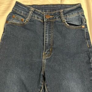 BOB brand, skinny stretch.